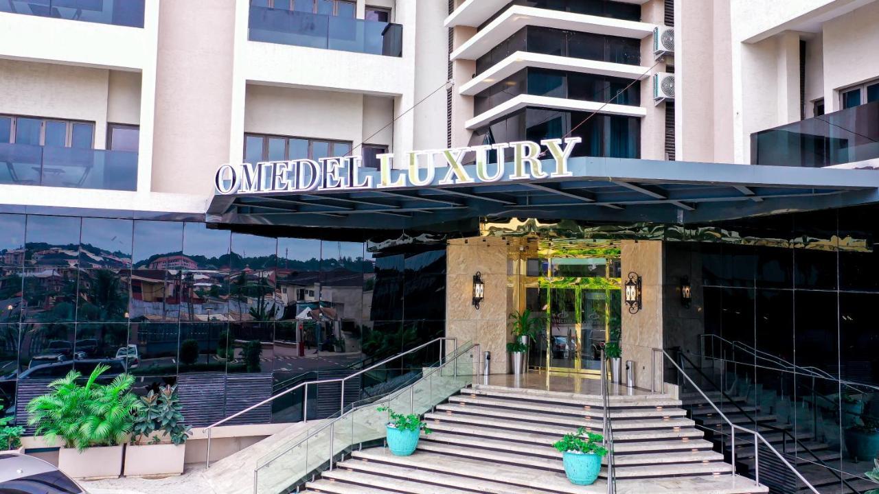 ホテル Omedel Luxury エヌグ エクステリア 写真